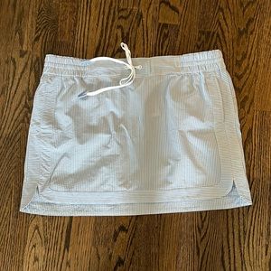 Vineyard vines skirt